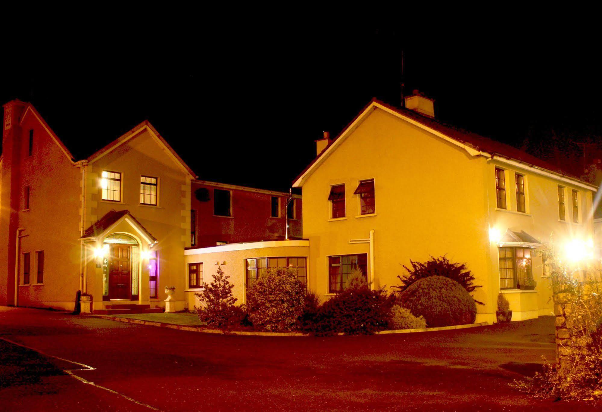 Pearse Road Rooms Donegal Town Exterior photo