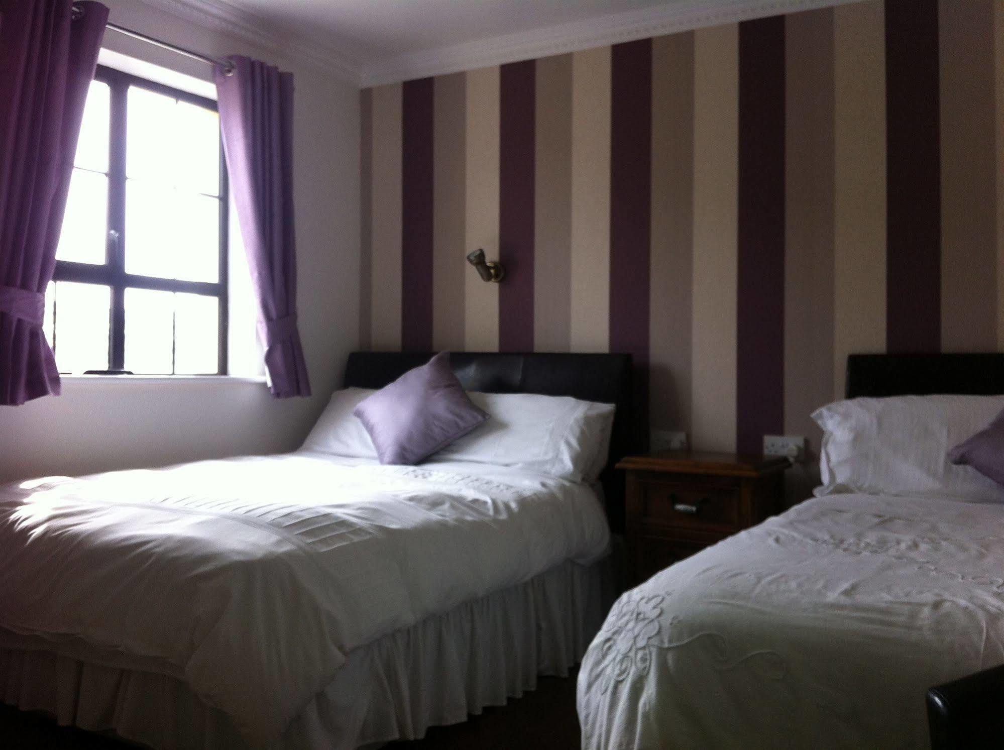 Pearse Road Rooms Donegal Town Exterior photo